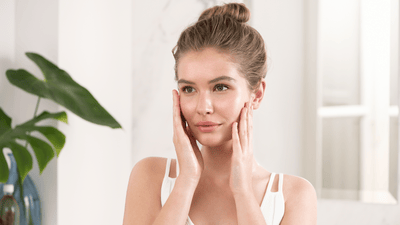 Prim-plan al pielii în timpul epilării