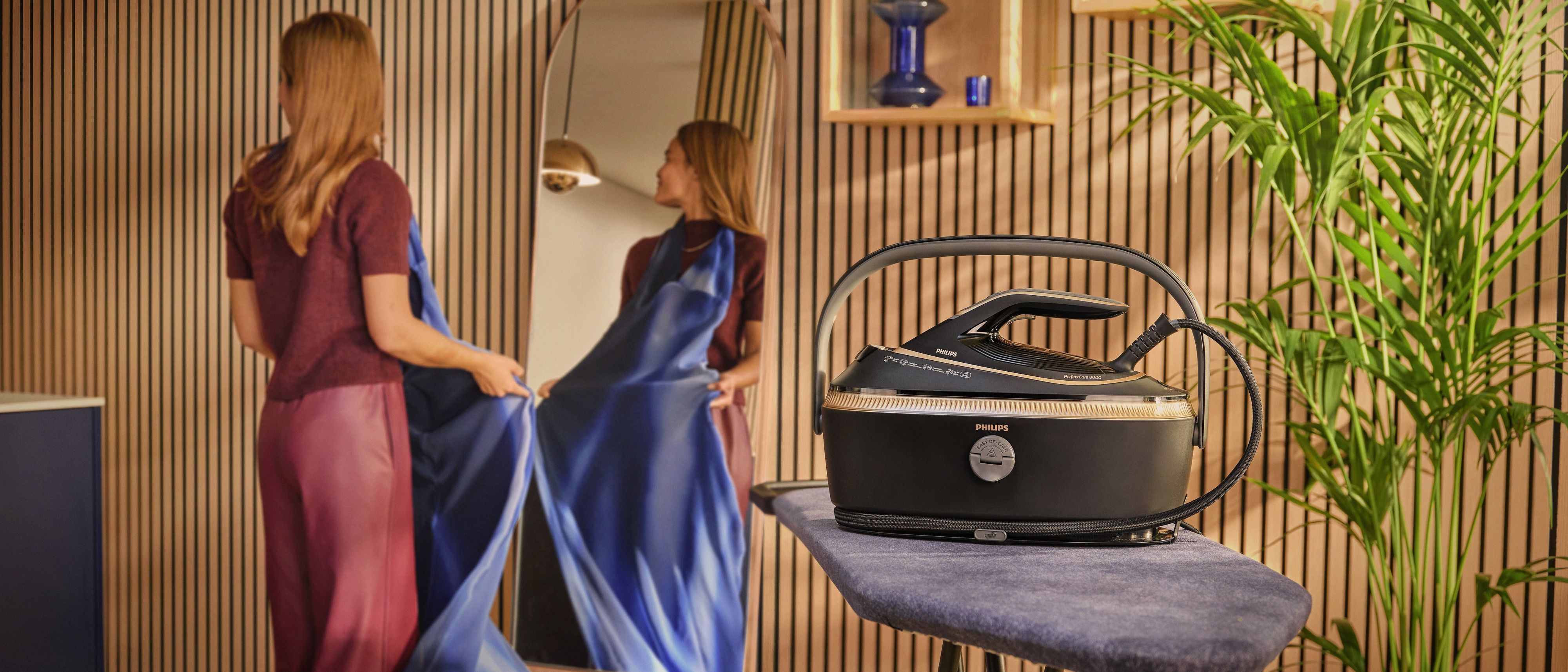 EasyTouch Plus Garment Steamer GC524/66 | Philips