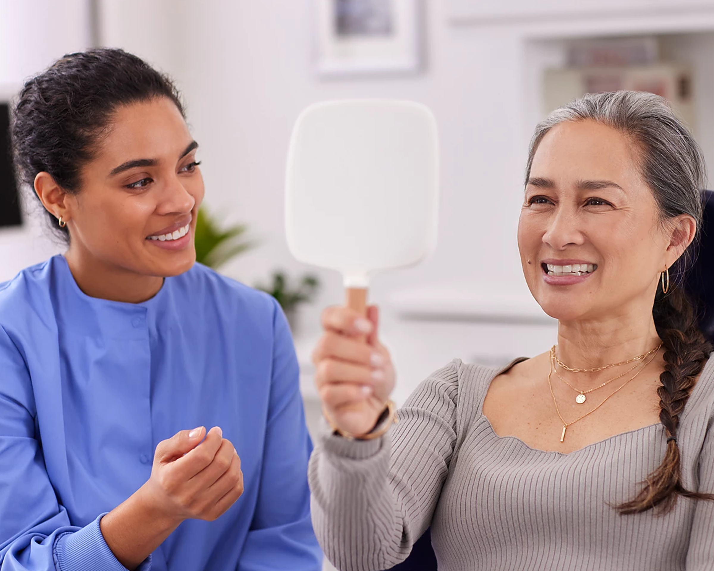Comparison of the tooth shade reduction and color change effects of 6% hydrogen peroxide with and without Philips Zoom WhiteSpeed led acceleration followed by use of Philips Zoom NiteWhite 16% carbamide peroxide