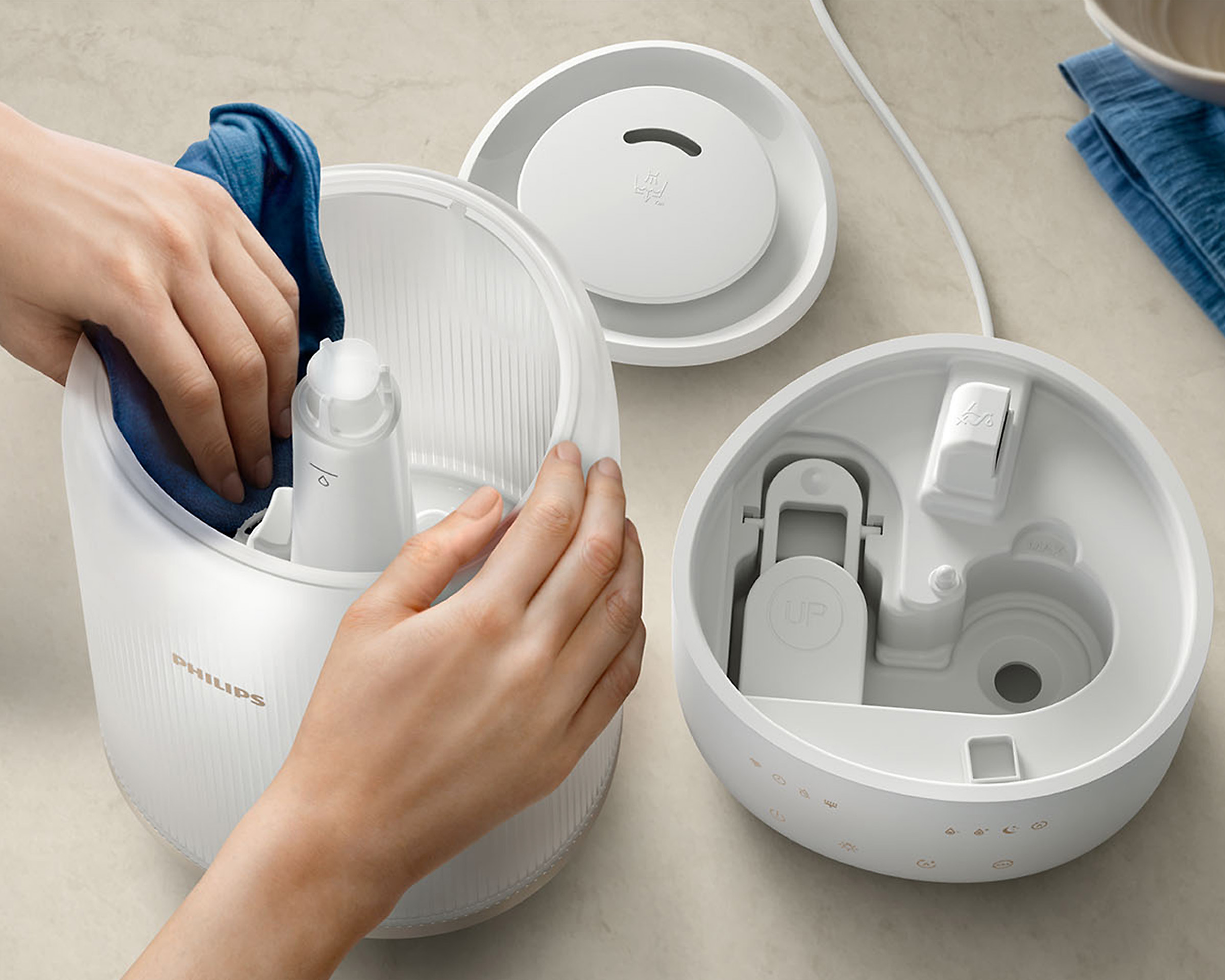 „Philips“ oro drėkintuvas su lengvai valoma konstrukcija