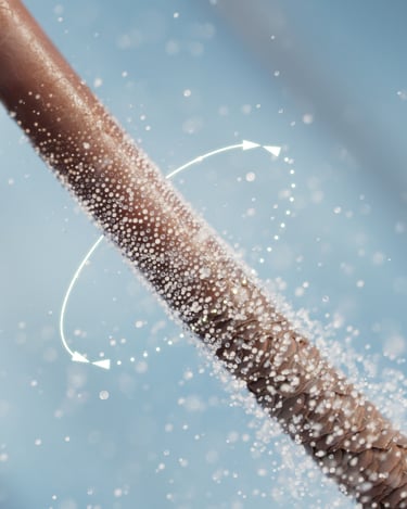 Philips Aqua SenseIQ helps maintain hair hydration