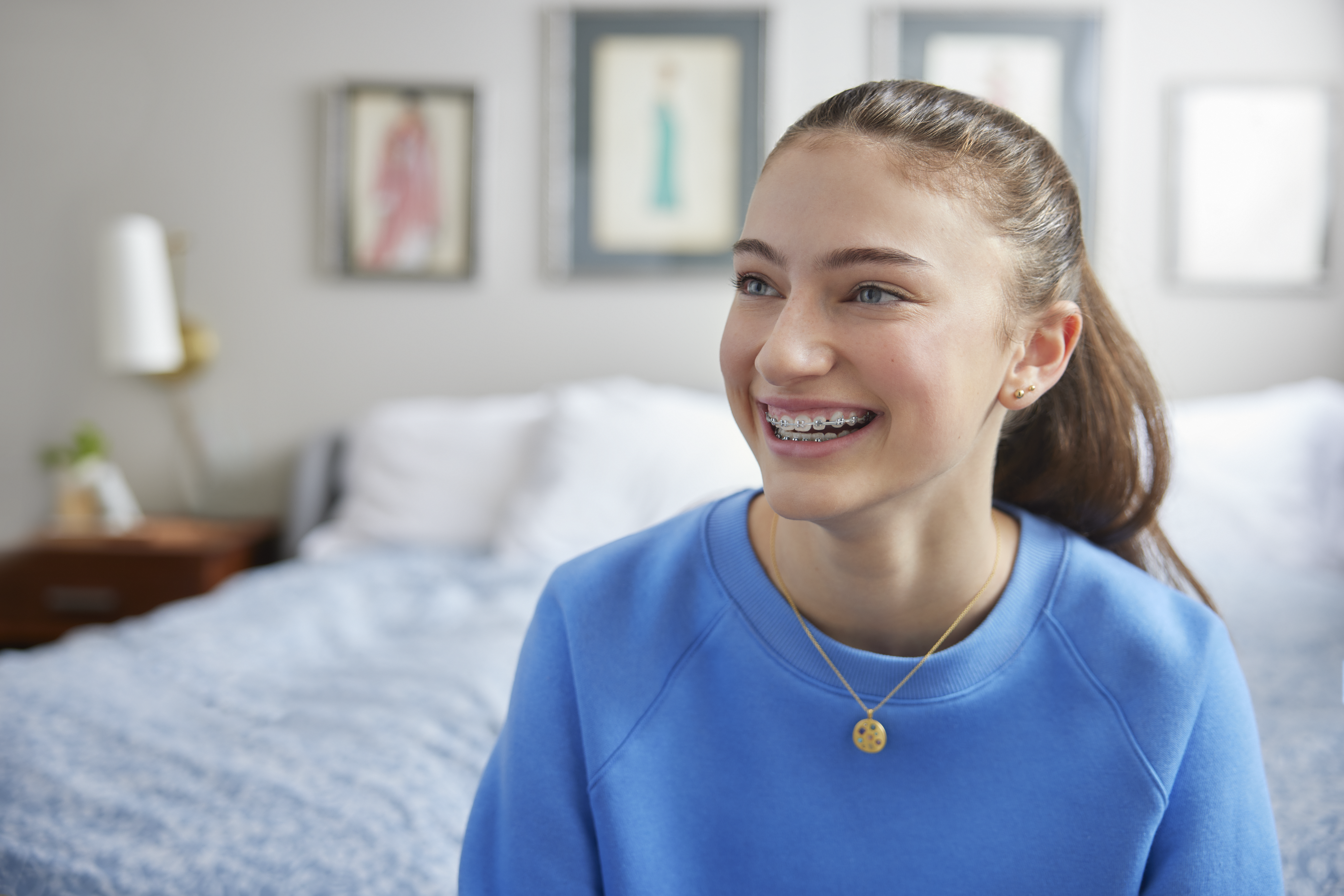 Як правильно чистити зуби з брекетами