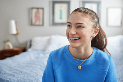 Как правильно чистить зубы с брекетами