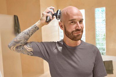 Golenie głowy na zero – skuteczny sposób dla mężczyzn na estetyczny wygląd mimo łysienia