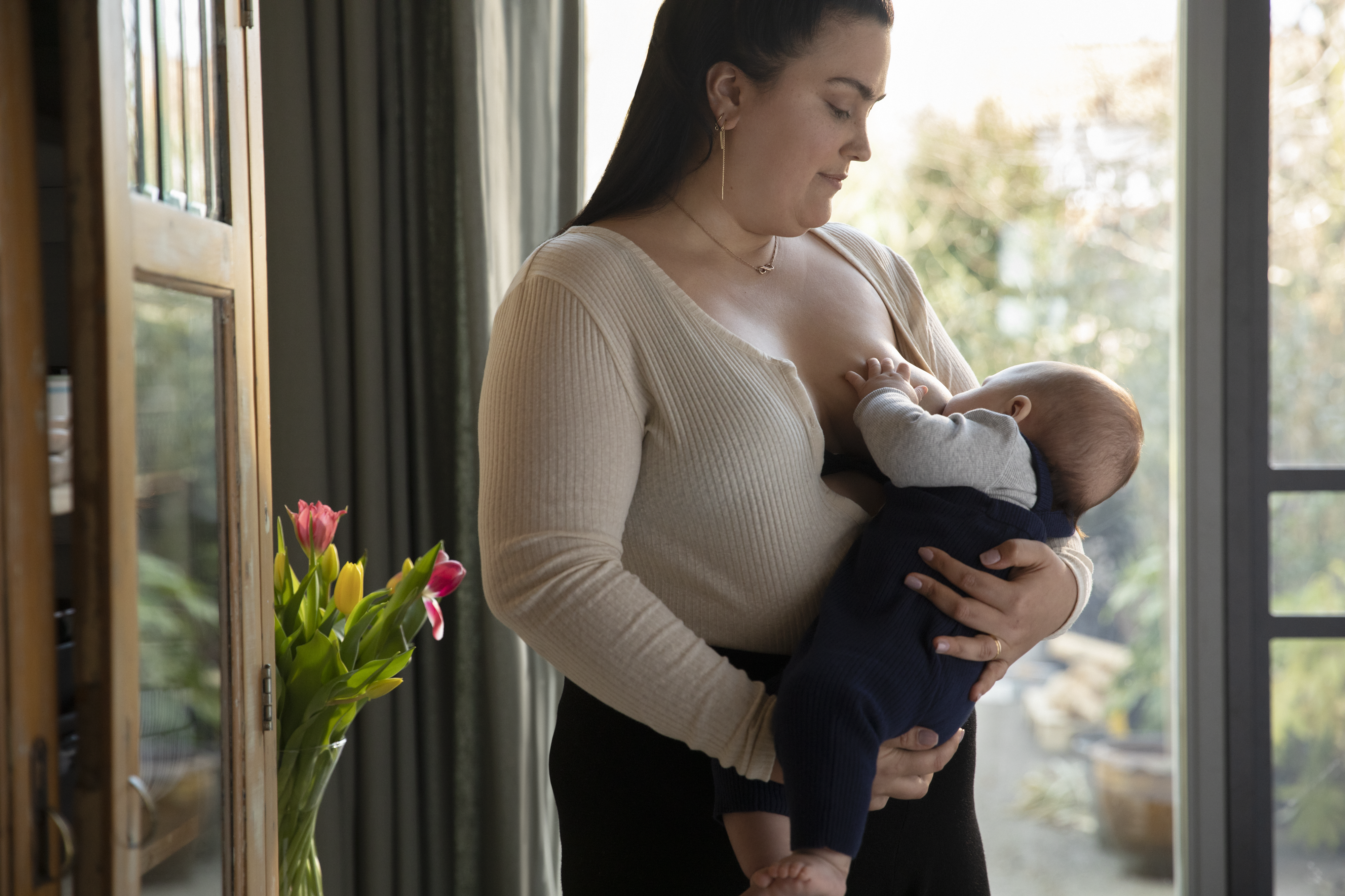 Чи достатньо молока отримує дитина?