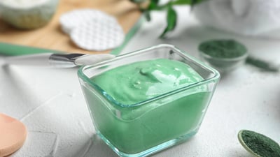 masca-purificatoare-pentru-par-argila-cosmetica-si-ceai-verde.jpg