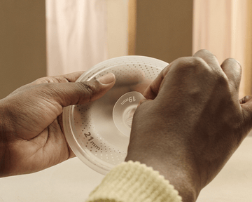 Nipple sizing tool for breast shields and inserts