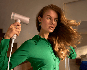 Menos frizz, mais brilho. Rápido.