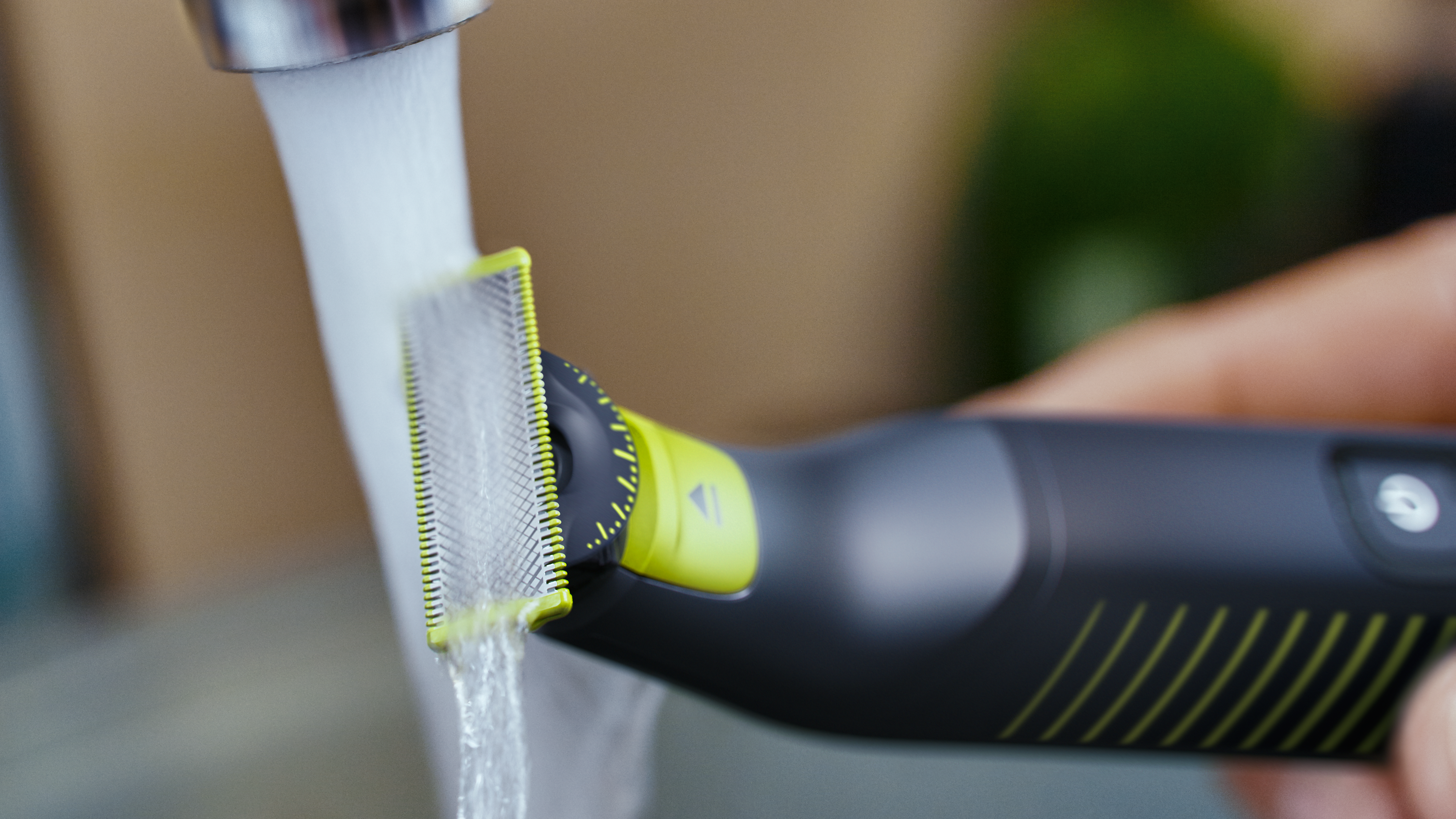 How to clean the Philips OneBlade