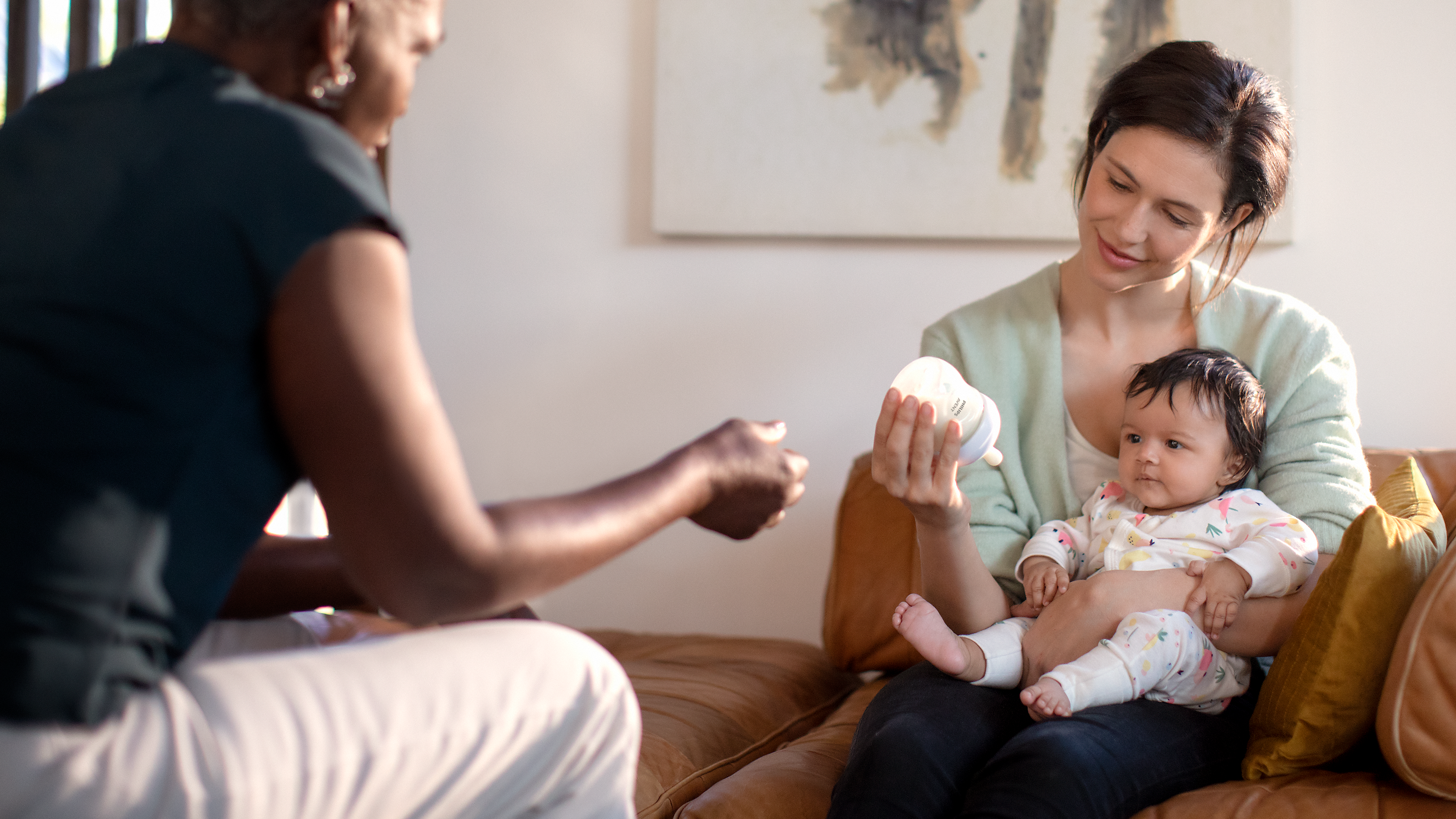 Volgt het drinkritme van de baby, net als aan de borst