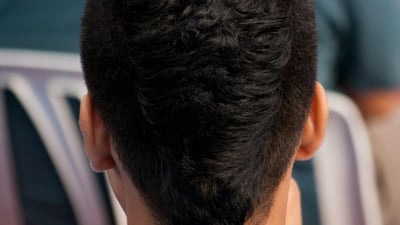 frizura-in-forma-de-v-166966_1280.jpg