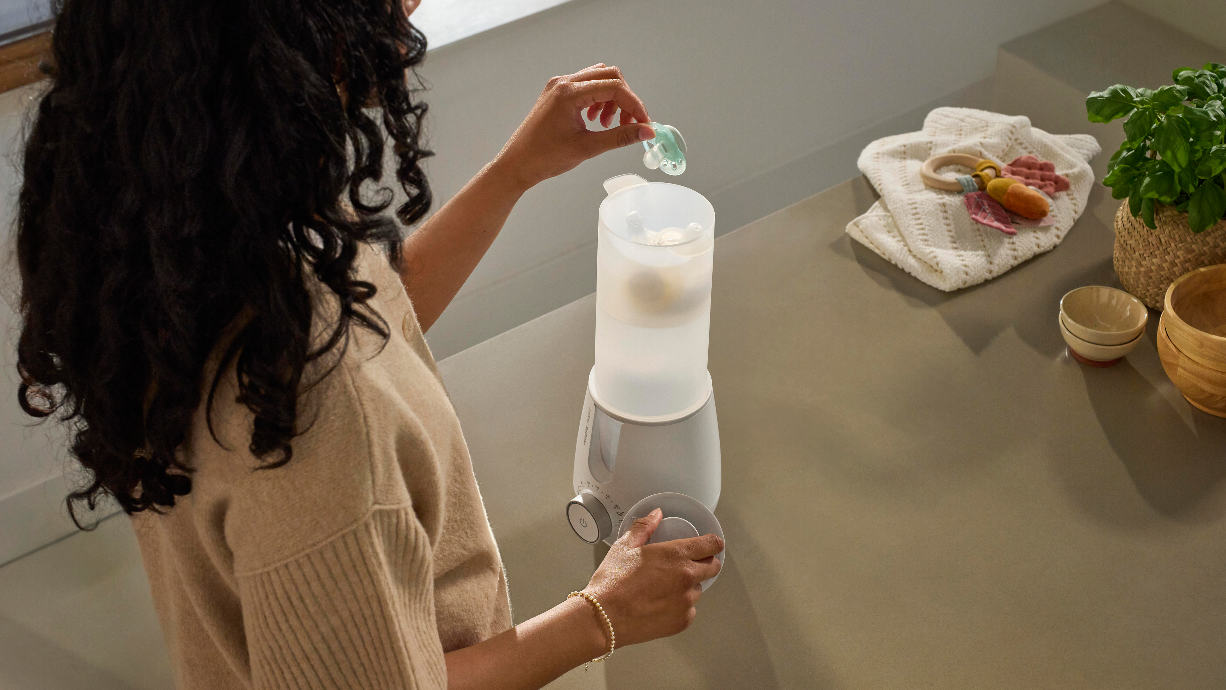 מחמם ומחטא פרמיום 2 ב-1