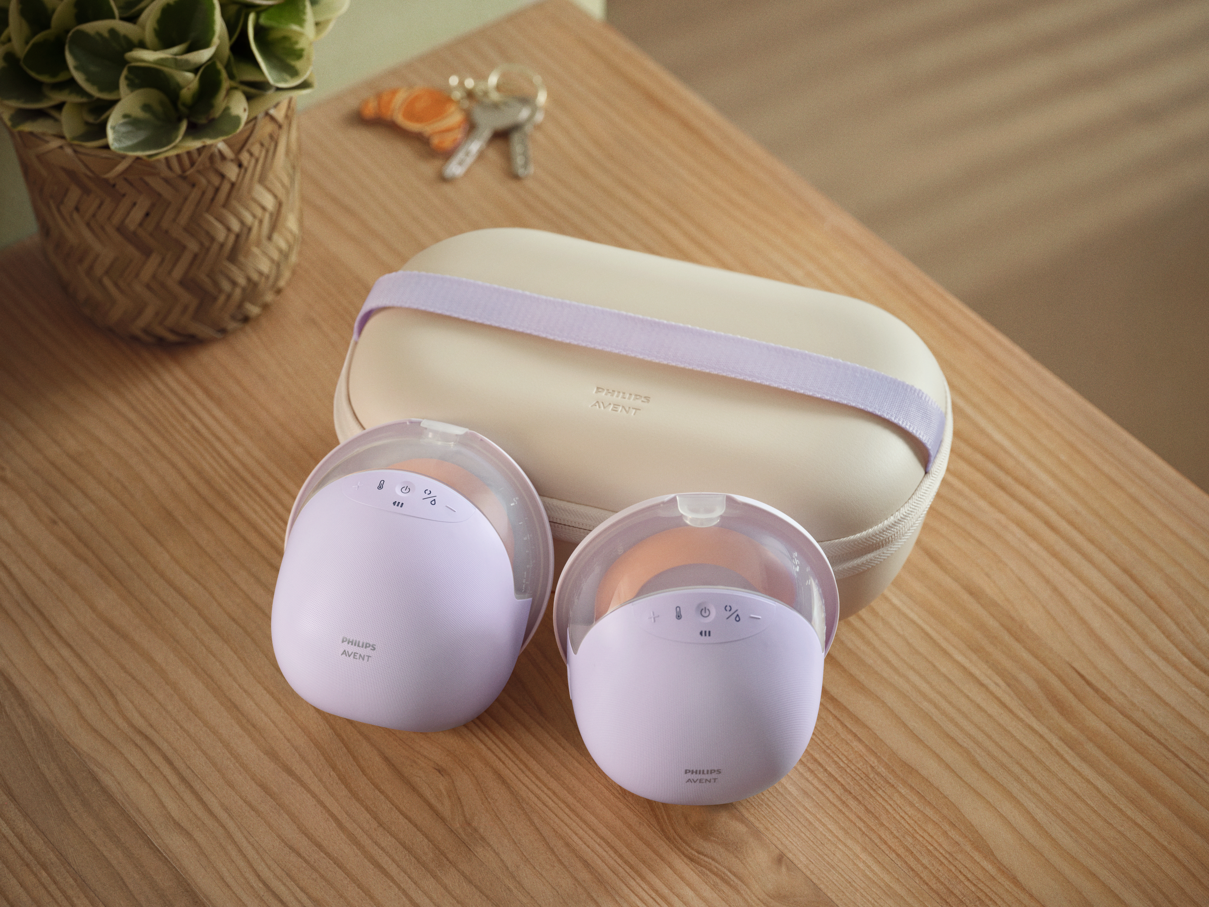 Philips Avent viselhető mellszívó utazótáskával