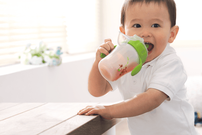 Ένα εύχρηστο κύπελλο για εσάς και το μικρό σας