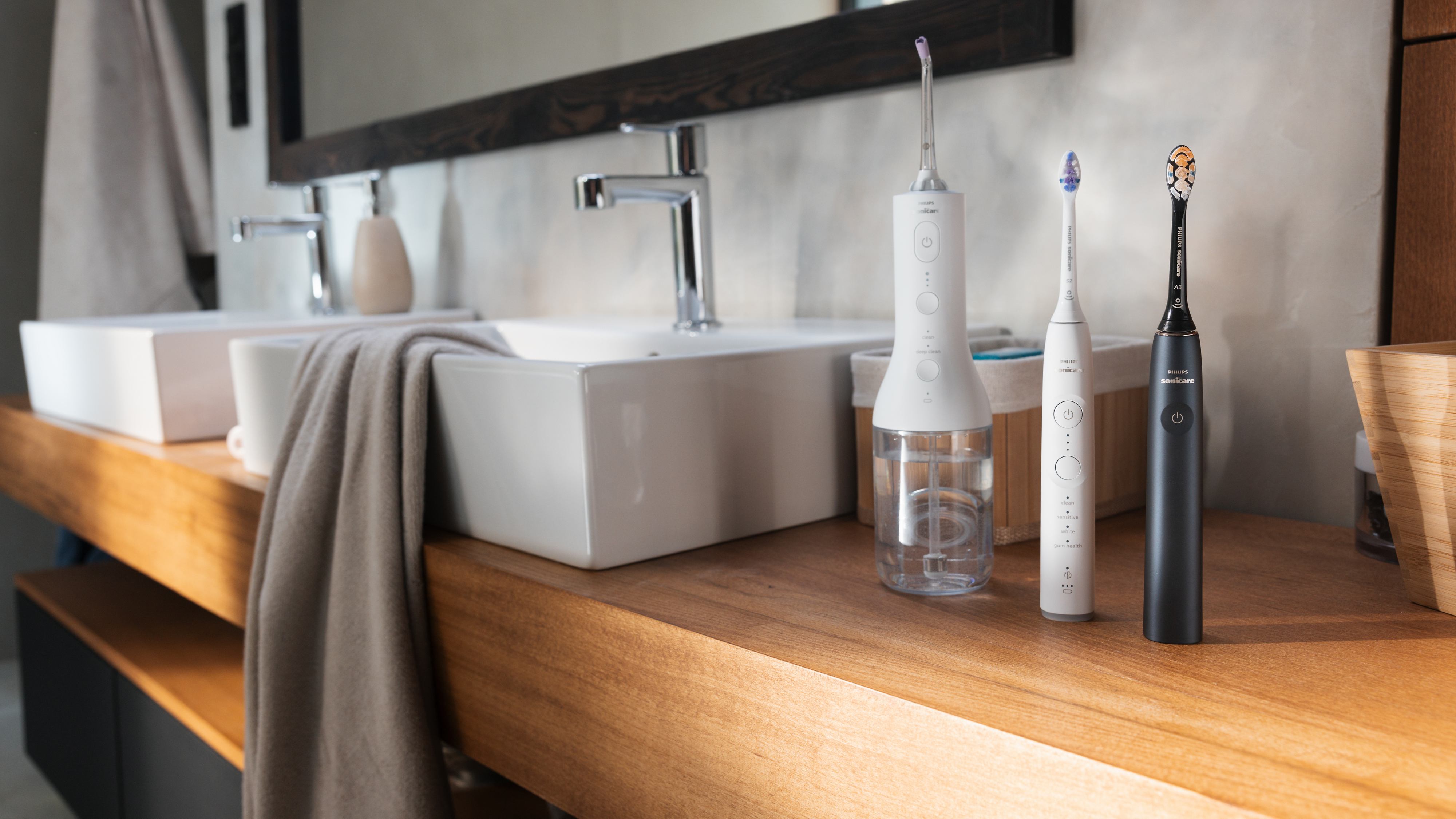 Co trzeba wiedzieć o irygatorach Philips Sonicare Power Flosser z technologią QuadStream