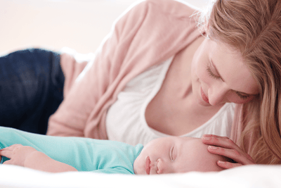 Πώς το σωστό μπιμπερό μπορεί να βοηθήσει στη μείωση των κολικών Avent