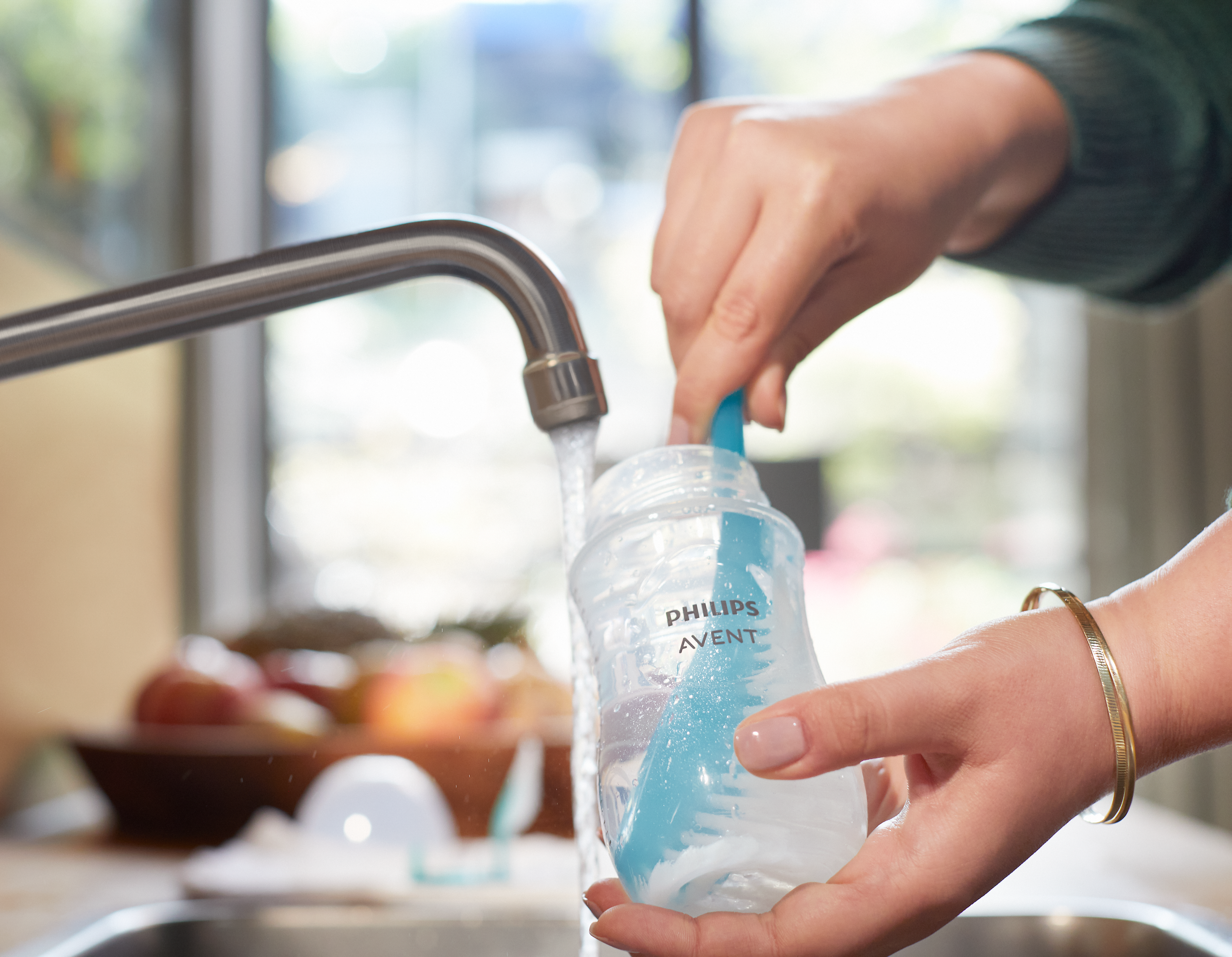 How to sterilise baby bottles in 3 different ways
