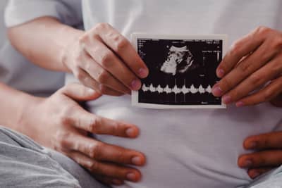 Sarcina pe săptămâni: tot ce trebuie să știe o viitoare mămică