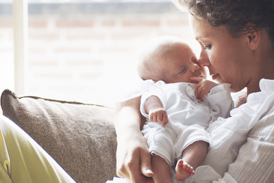 Comprenda por qué su bebé está llorando