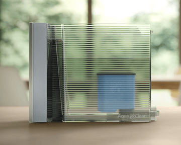 Nádoba na vodu s filtrom na odstránenie vodného kameňa