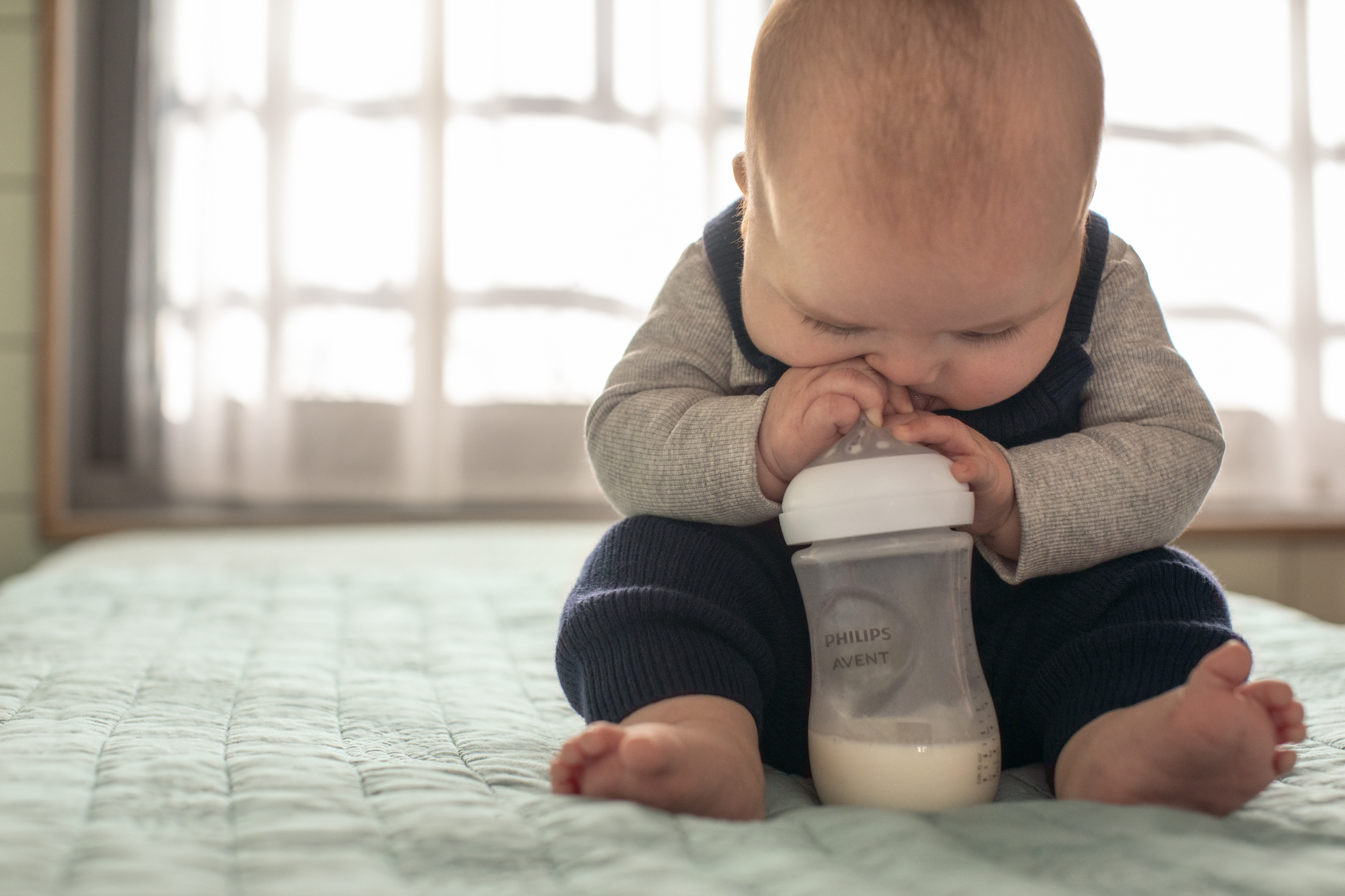 I biberon Philips Avent supportano il naturale ritmo di suzione