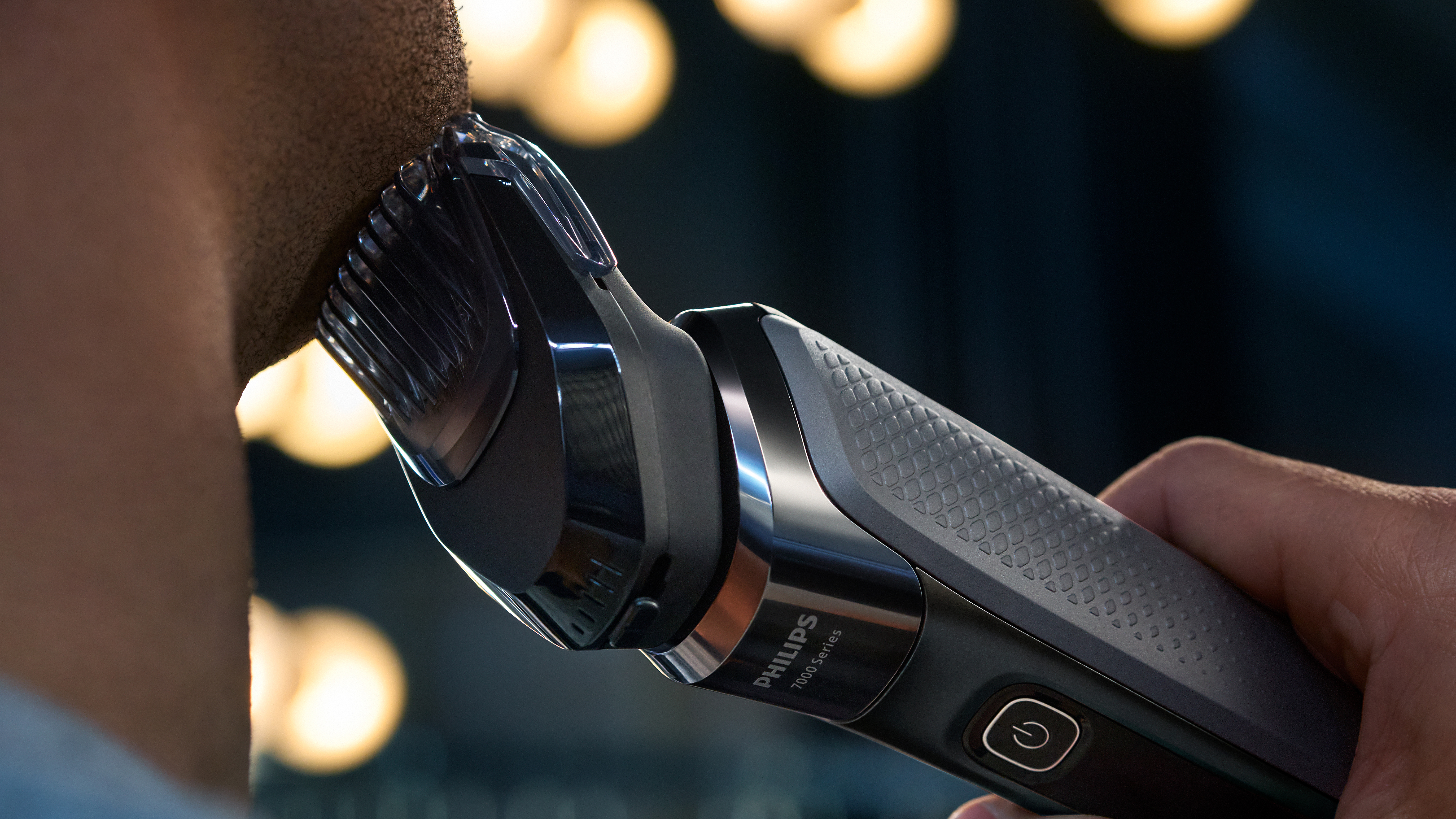 Približan prirezovalnik brade