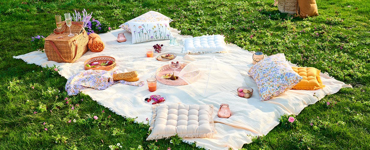Articoli perfetti per un picknick in compagnia