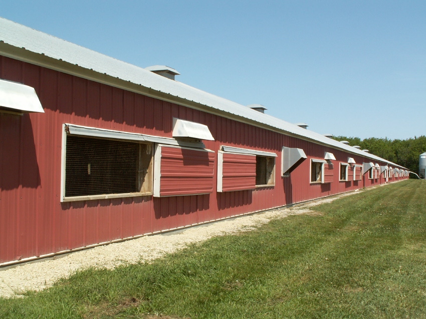 Senate bill would exempt farms from emissions reporting Senate bill would exempt farms from emissions reporting