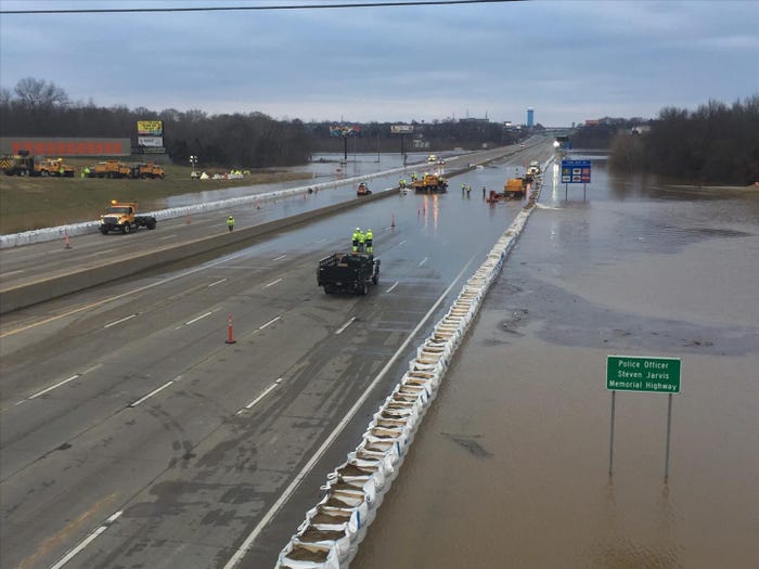 flooding_moves_south_midwest_begins_recovery_1_635876026738565341.jpg