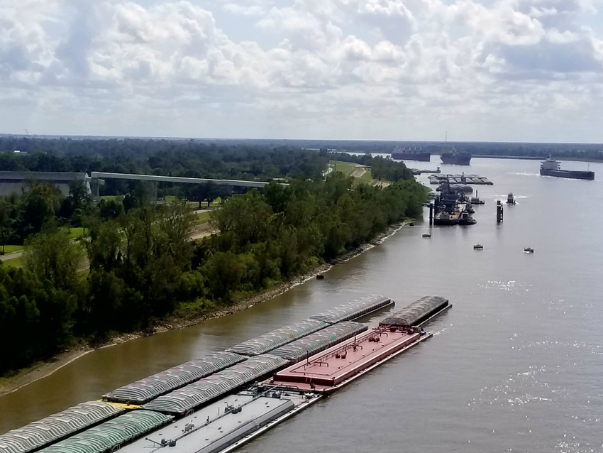 Corps urged to fund program on Upper Mississippi River locks