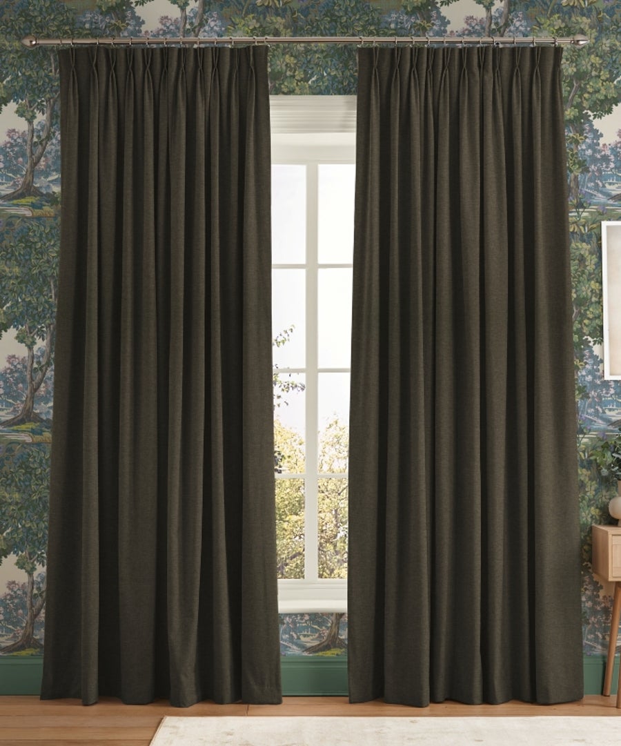 Anqa Olive curtains coordinated with Bodenham Heritage Green wallpaper