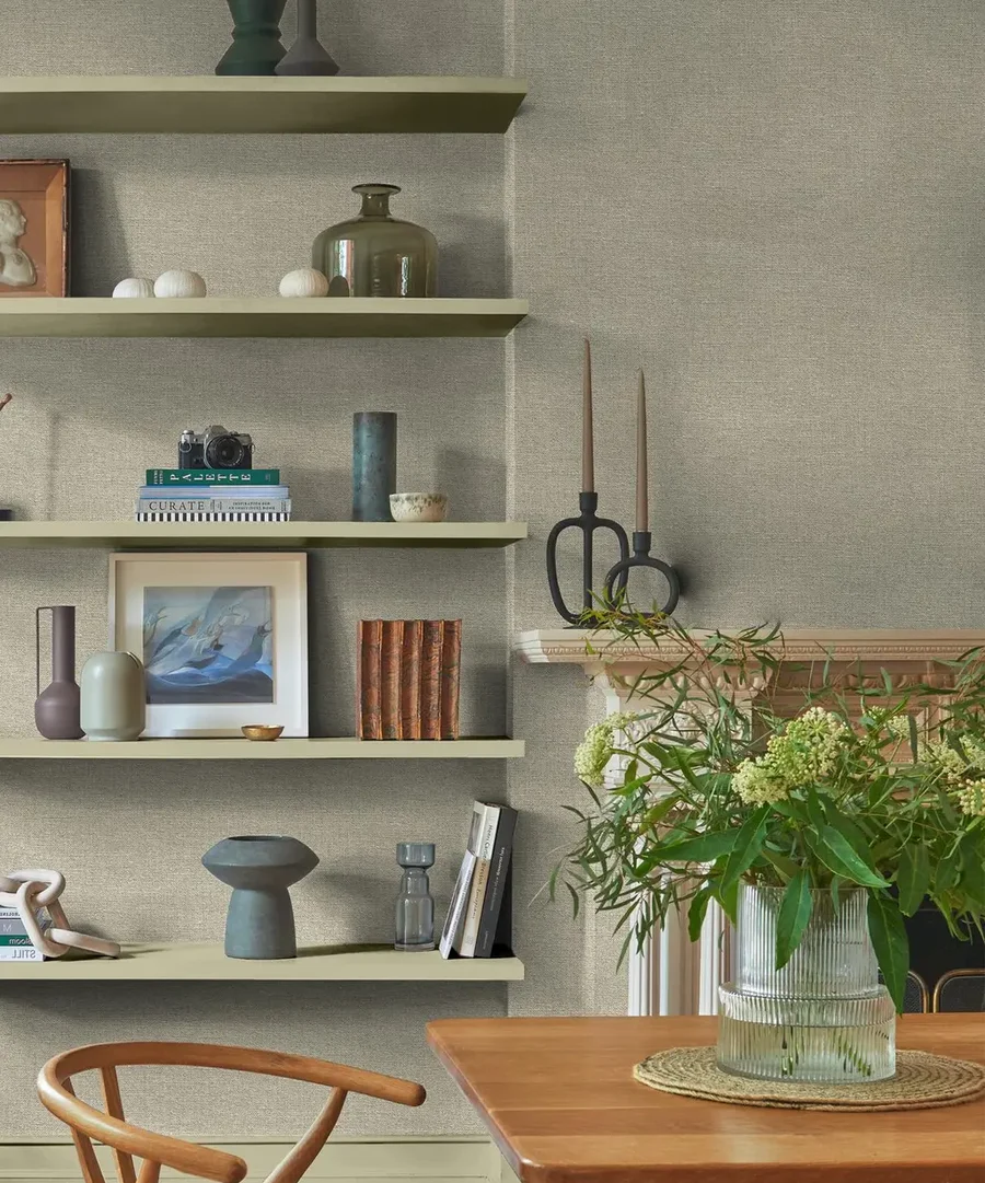 Image of kitchen table and shelves with haptic sand wallpaper