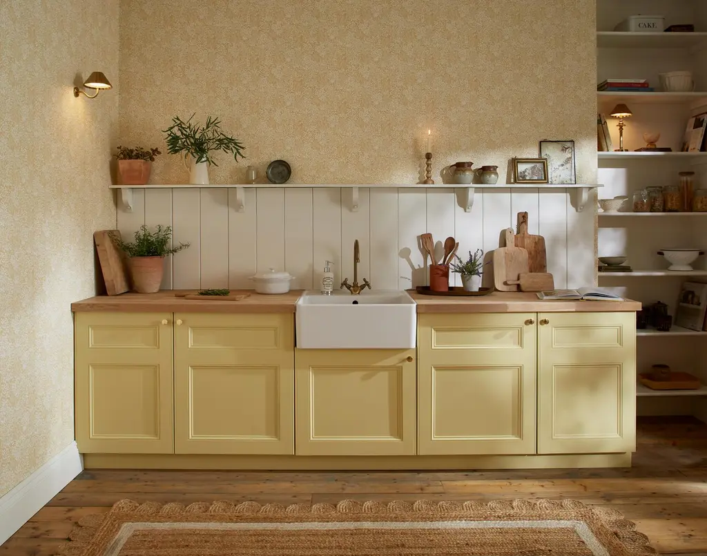 Daisyfield creme brulee roomset wallpaper and paint 