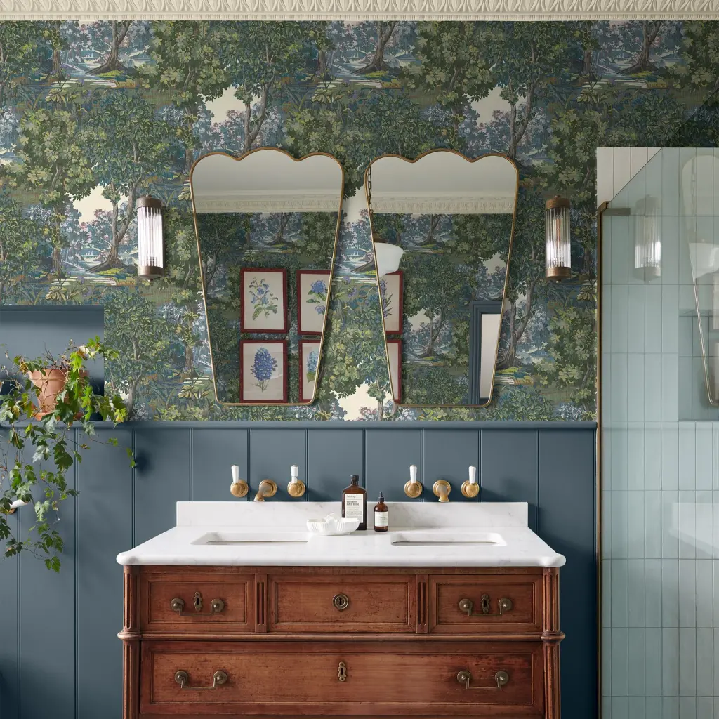 bodenham heritage green wallpaper in a bathroom