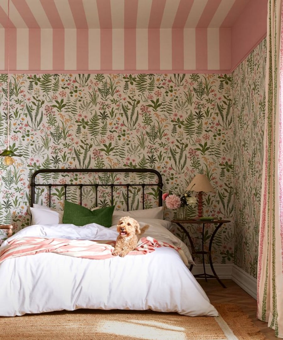 Oshibana Day, Quartet blush & floral boheme stripe pink and green in a bedroom