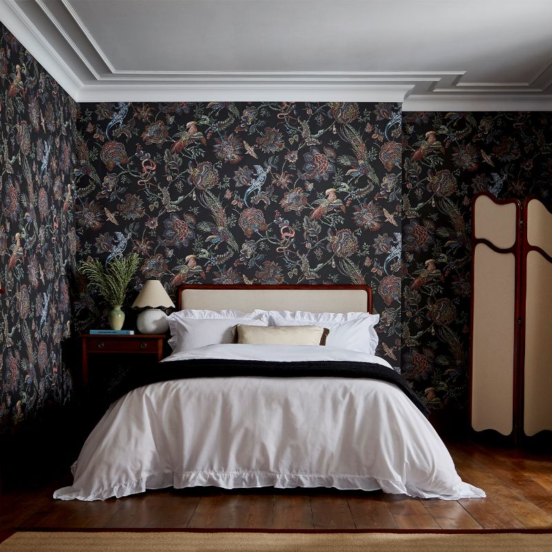 Eternal Weave wallpaper in a bedroom setting