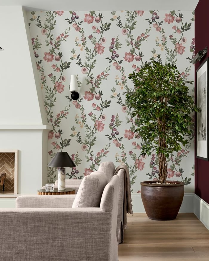 Allurium Soft Pink wallpaper in a living room setting