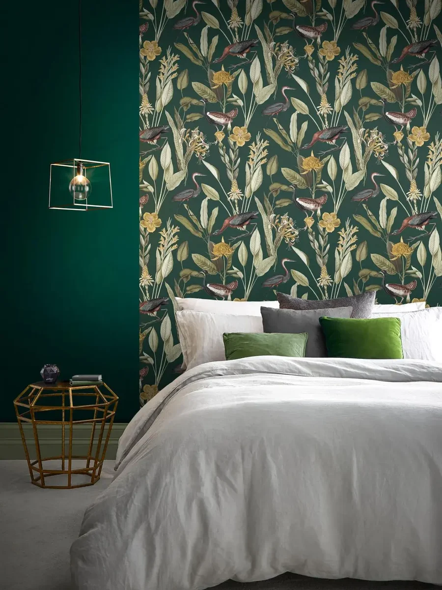 Glasshouse Green Wallpaper in a Bedroom