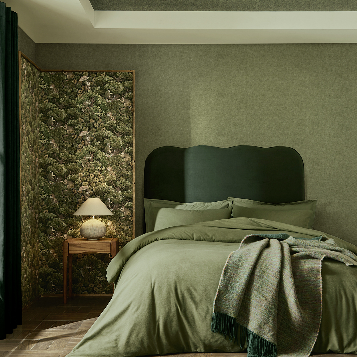 Treetop Troop Green Wallpaper Bedroom room set