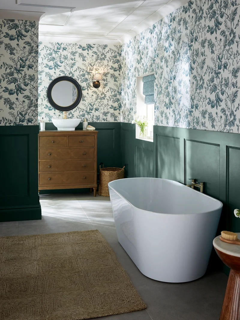 Roman Navy Wallpaper in a bathroom setting