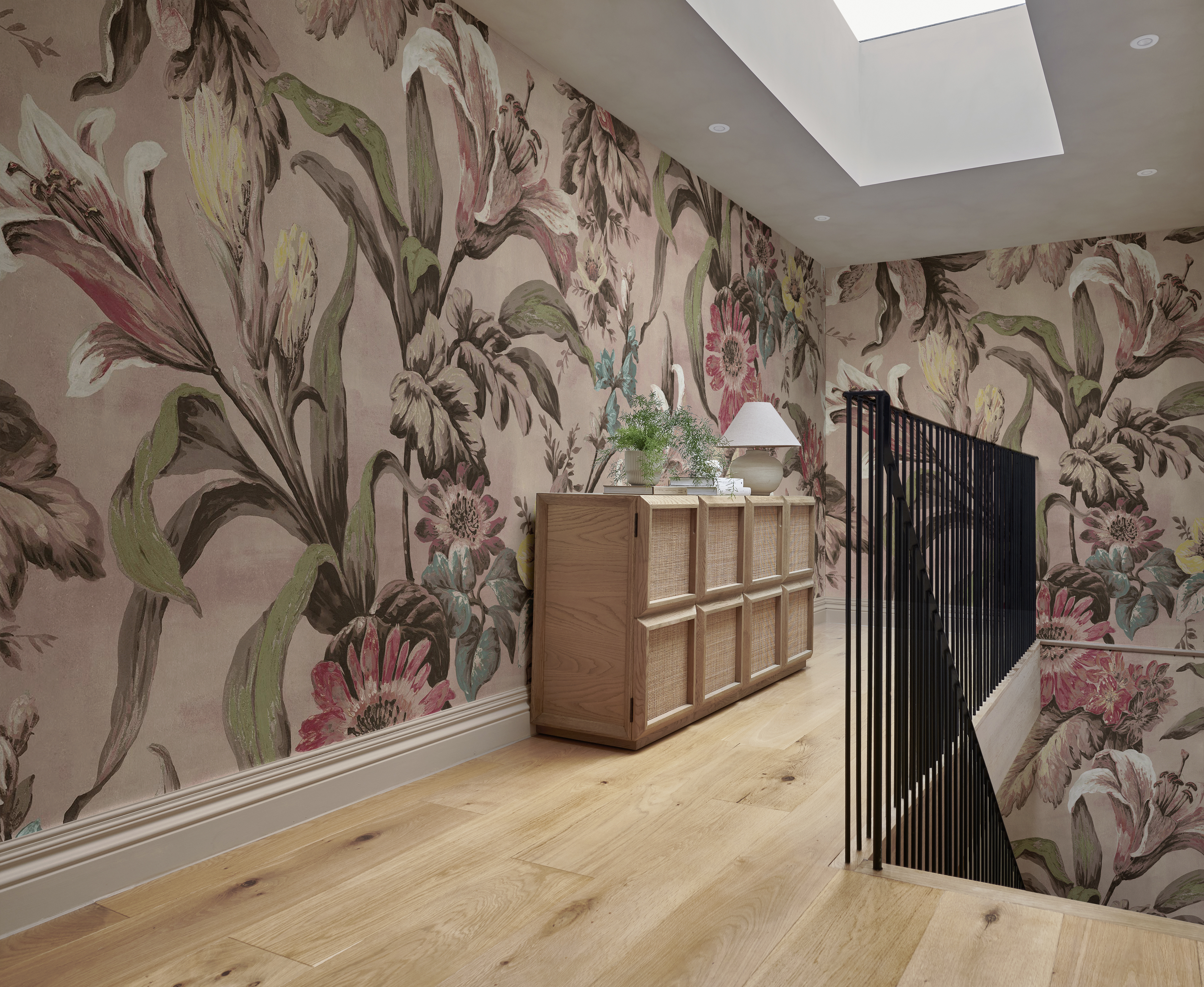 Lys Whispering Rose Bespoke Mural 