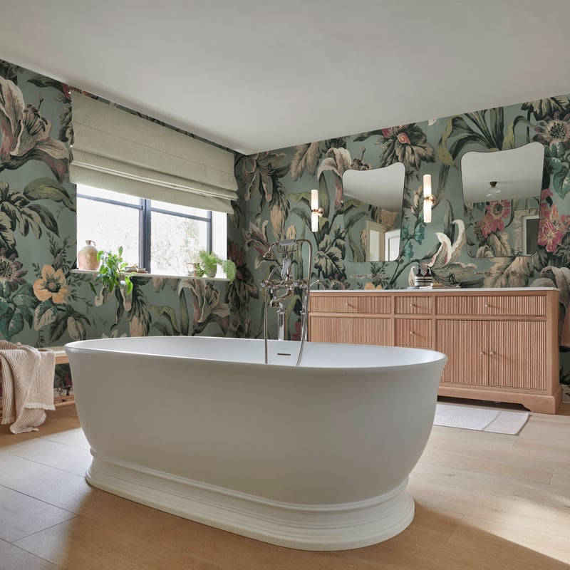 Lys Petrol Bespoke Mural in a bathroom setting