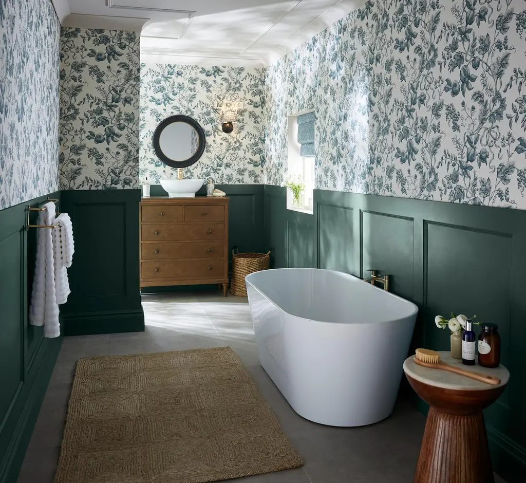 Roman Navy Roomset Bathroom