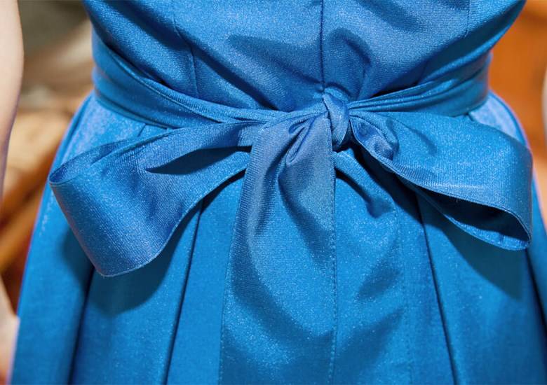 Tahrojen poistaminen silkistä