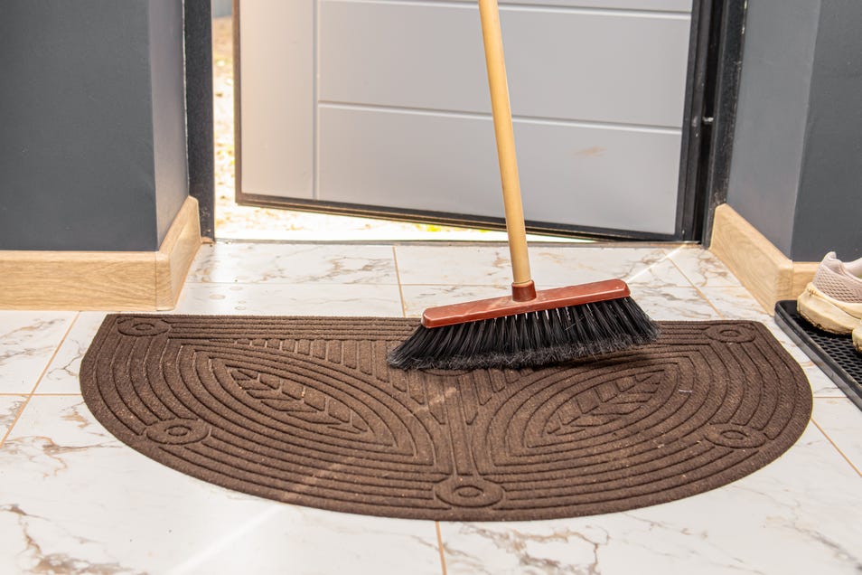 removing stain with vanish