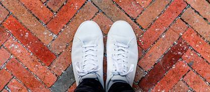 Die ultimative Anleitung zum Reinigen weißer Sneaker