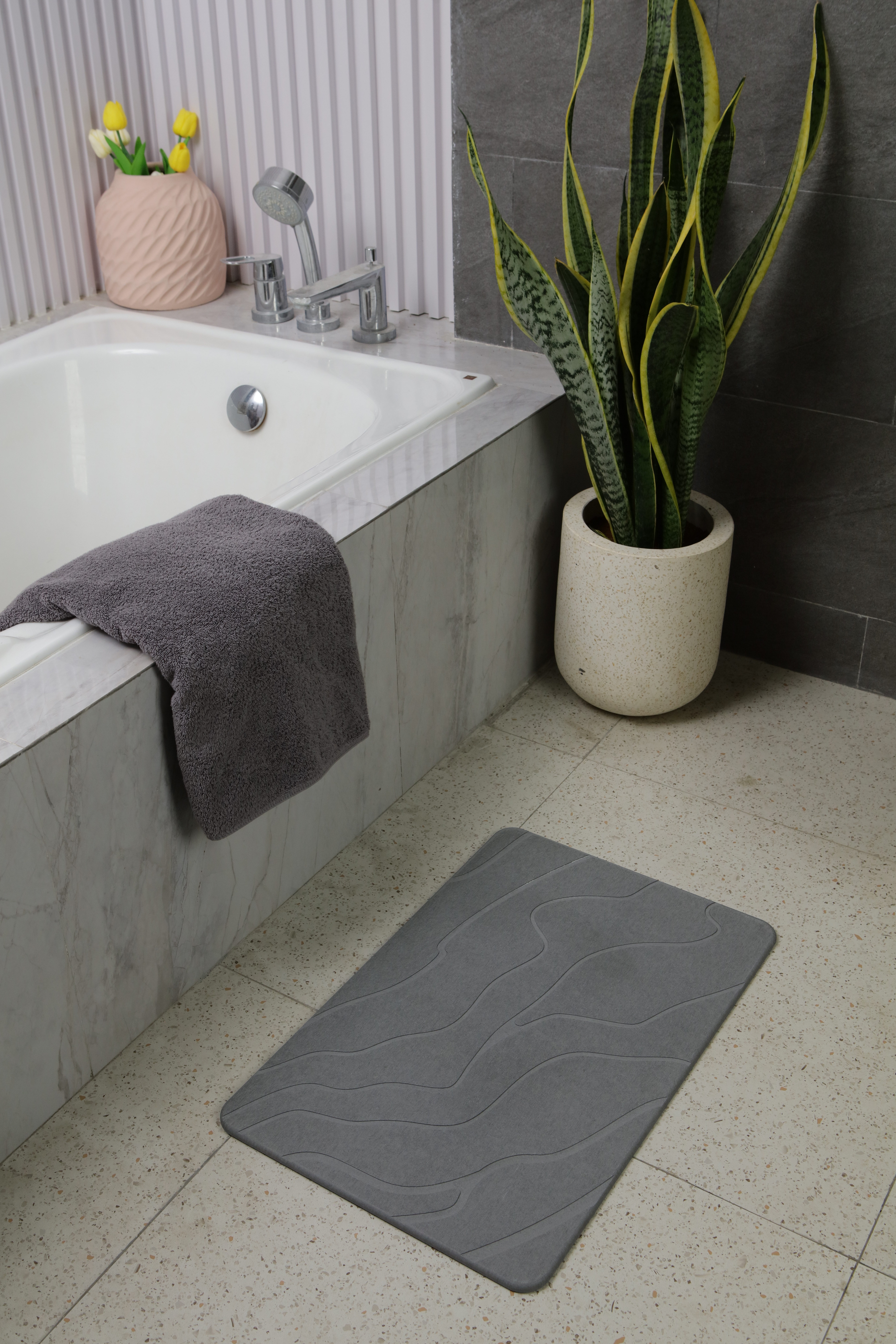 Best way to wash bath mats