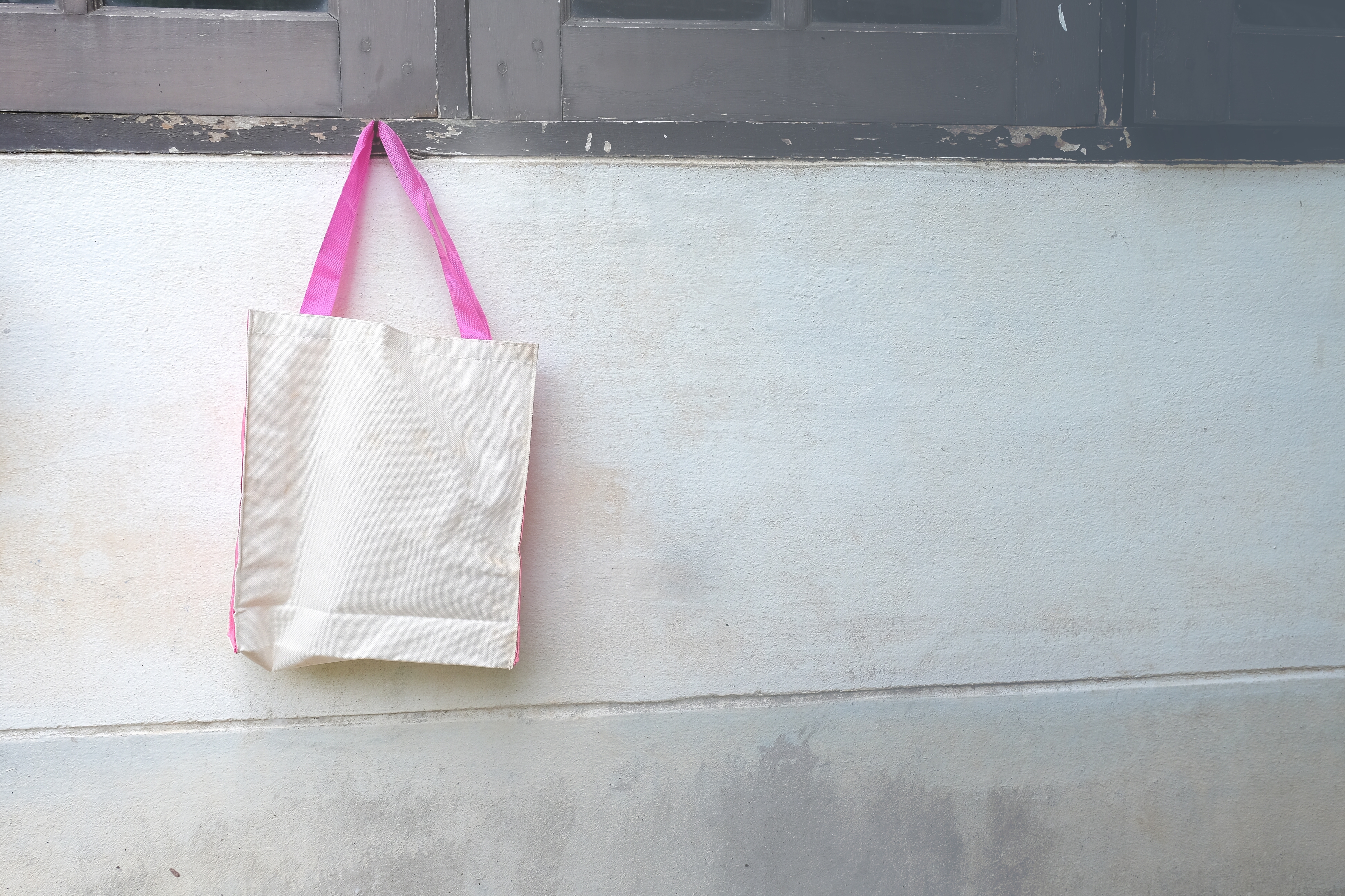 How to clean canvas totes