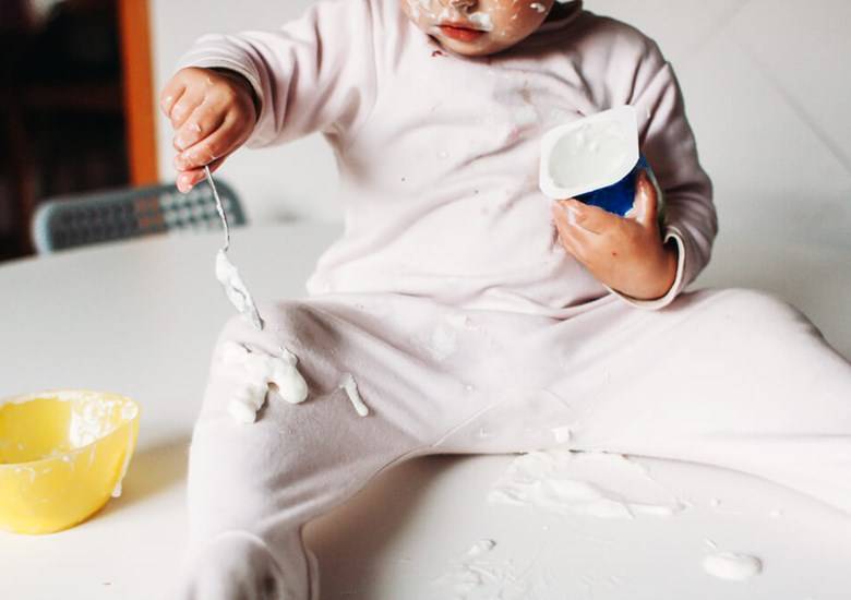 Vlekken op babykleding