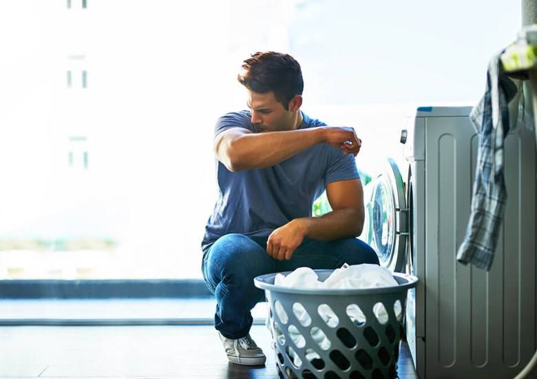 How to Get a Musty Smell Out of Clothes